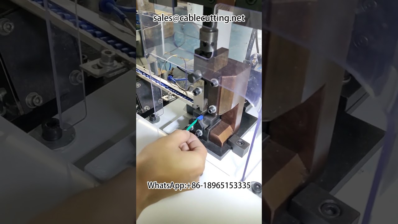 半自動端子圧着機 | バルク端子対応ワイヤーハーネス加工自動化装置