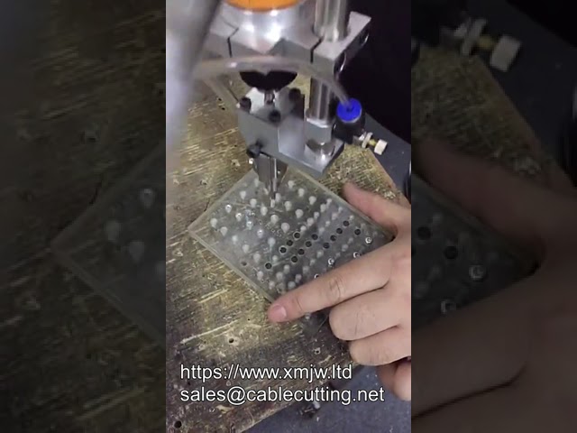 高品質電動ドライバー＆自動ネジ供給機 | 精密締め付けで生産性向上