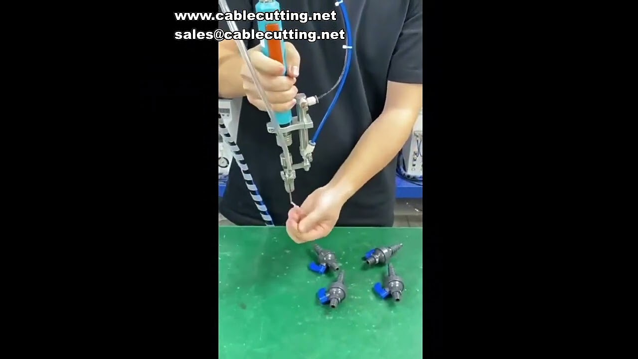ハンドヘルド自動ねじ締め機 | 手持ち式自動ねじ供給システムで作業効率アップ