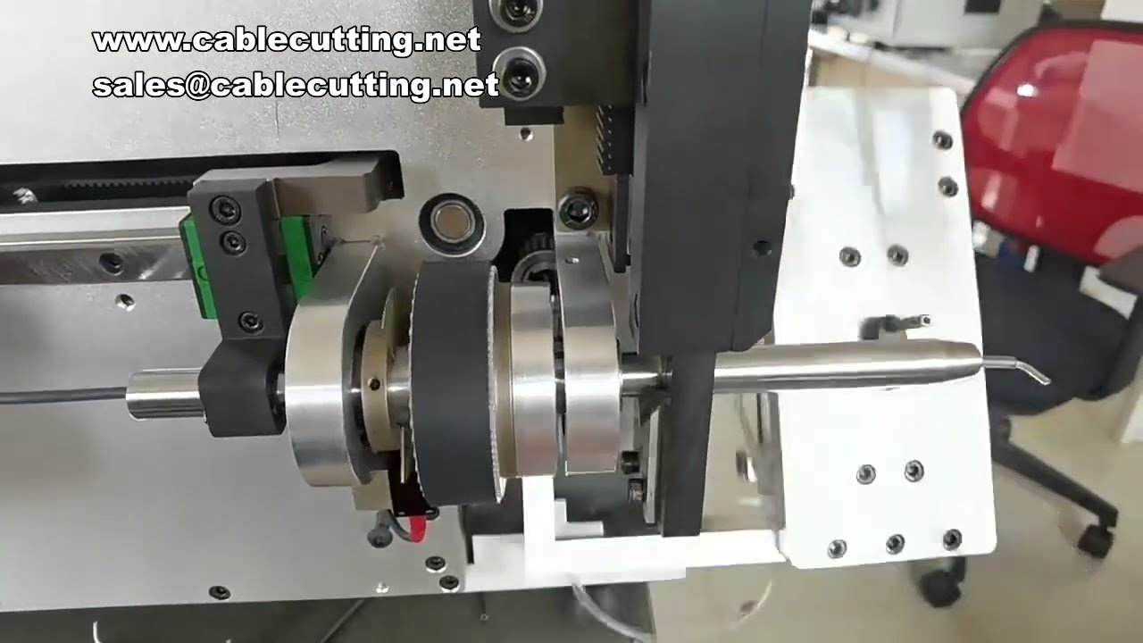 3D曲げ機｜2-6平方線ワイヤー曲げ機｜ワイヤーハーネス被覆剥離・曲げ加工機