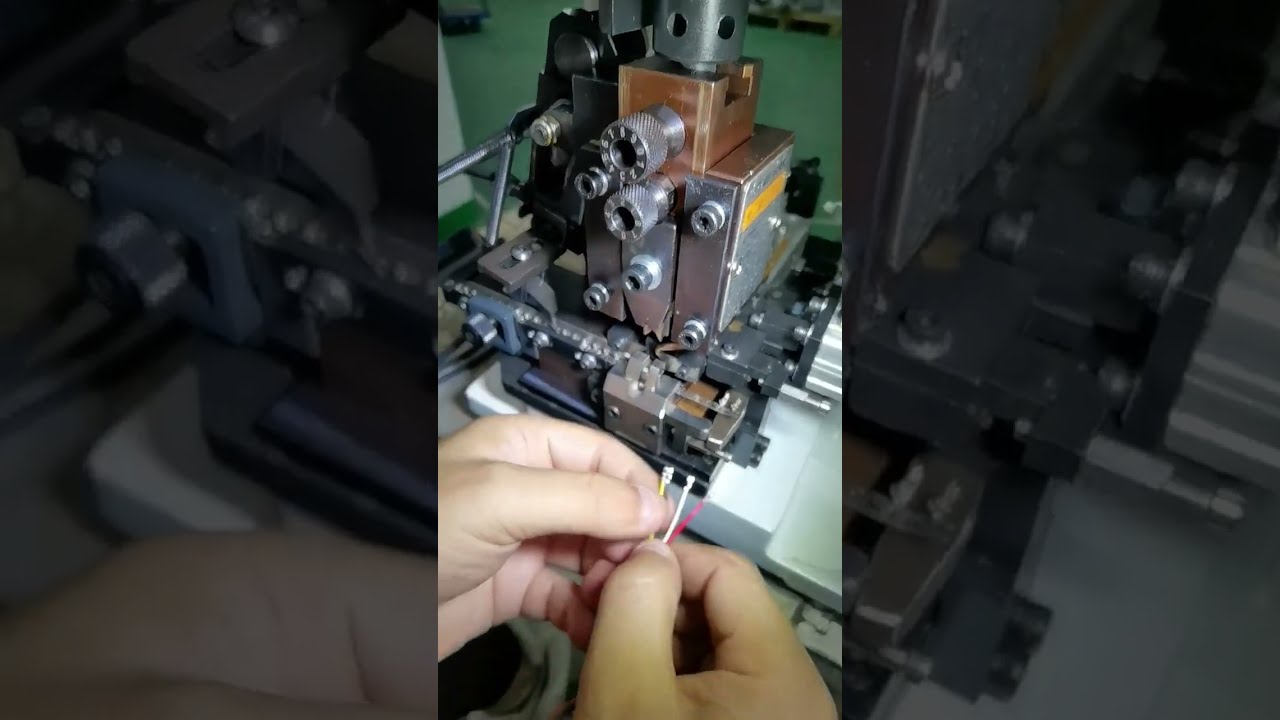 水平連続ストリップ端子圧着機 ボタンパネル式 動作デモ #工場 #機械