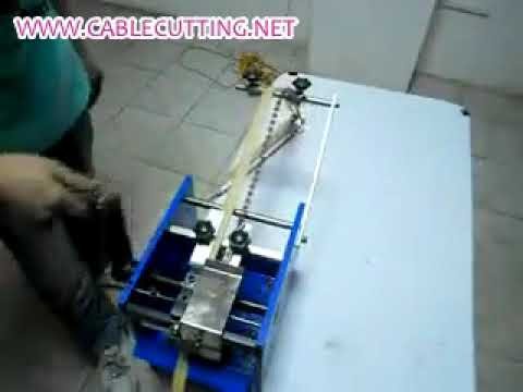 ラジアル部品リード切断・成形機 | 高効率リード成形機