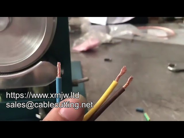 自動ハーフ剥離ワイヤーツイスター | 前処理済み電線のより合わせ機