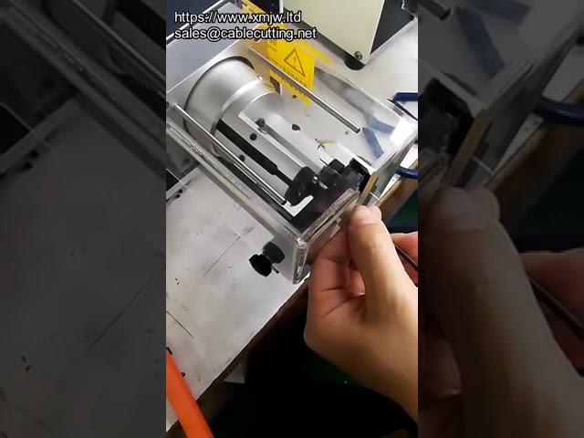 半自動同軸ケーブル被膜剥離機 | 高精度ワイヤーストリッピングマシン