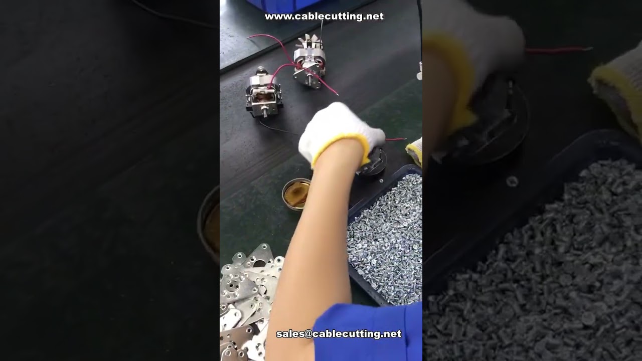 ハンドヘルド自動ネジ締め機 電動ドライバーのデモ
