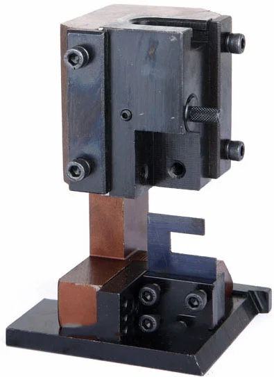 ラジアル端子圧着モールド